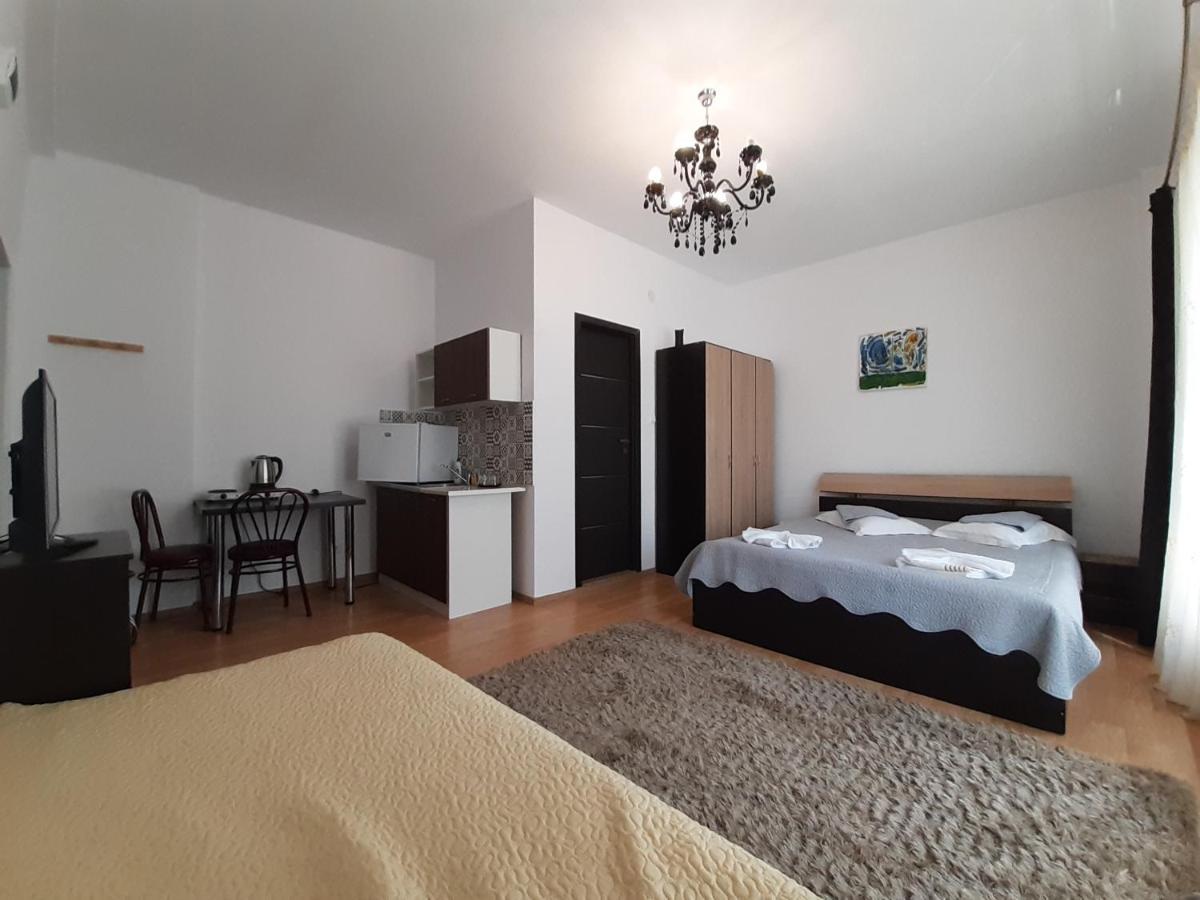 Ferienwohnung Copou Holding House Iasi Exterior foto