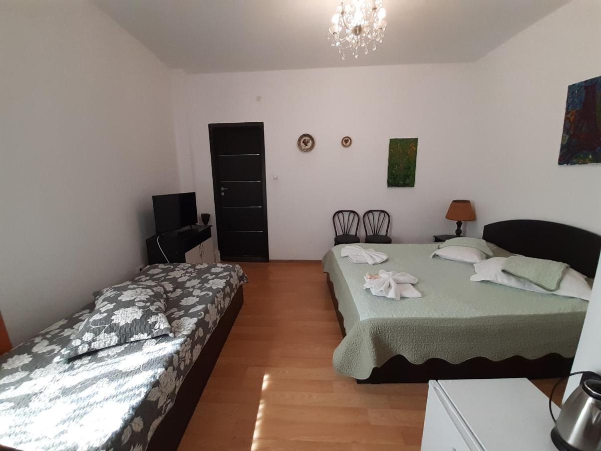 Ferienwohnung Copou Holding House Iasi Exterior foto