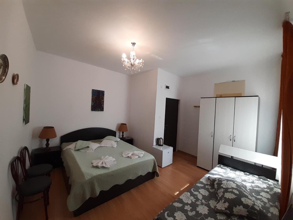 Ferienwohnung Copou Holding House Iasi Exterior foto