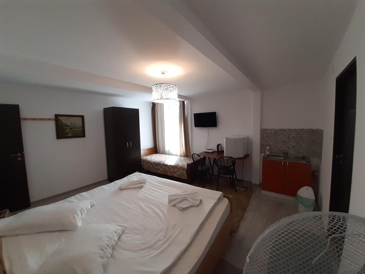 Ferienwohnung Copou Holding House Iasi Exterior foto