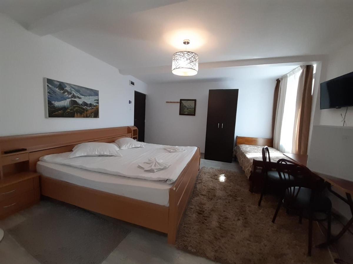 Ferienwohnung Copou Holding House Iasi Exterior foto