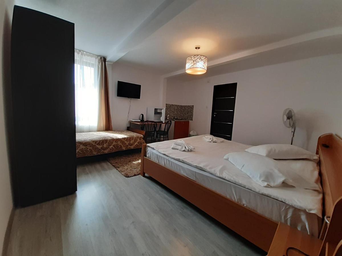 Ferienwohnung Copou Holding House Iasi Exterior foto