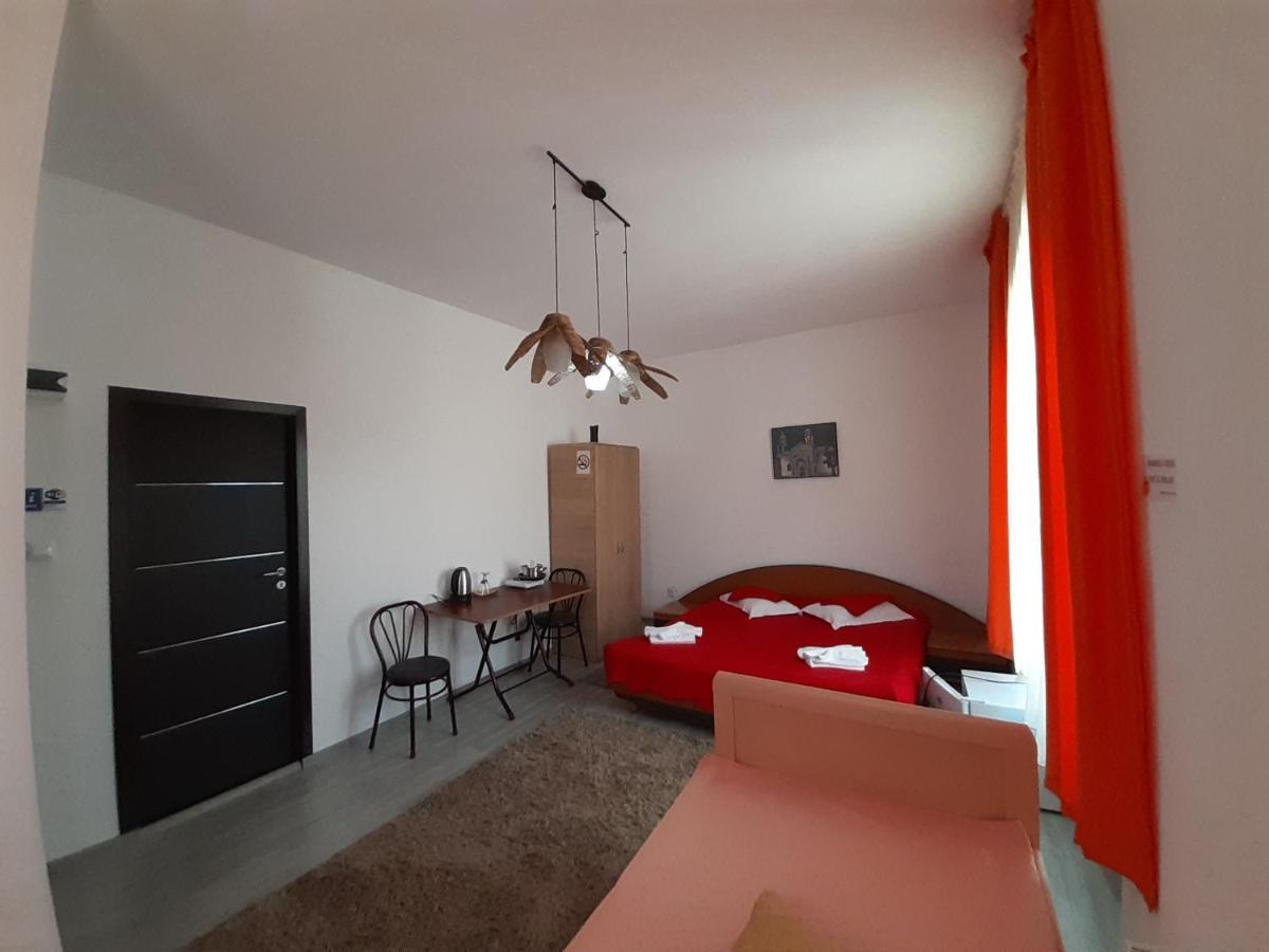 Ferienwohnung Copou Holding House Iasi Exterior foto